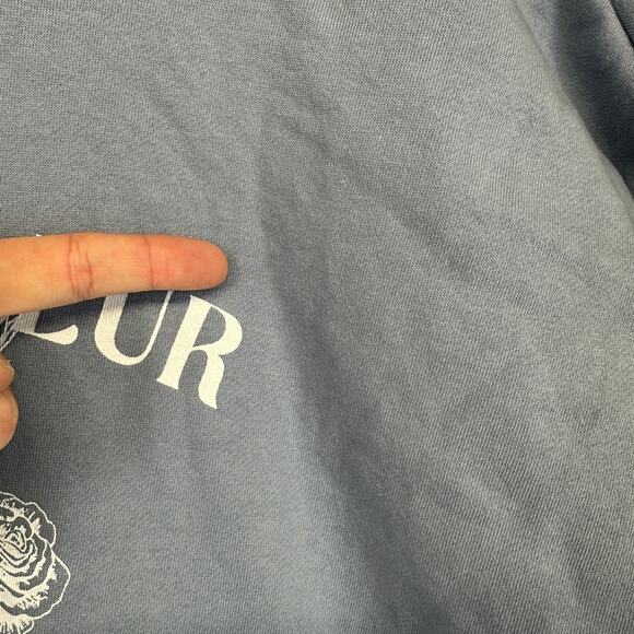 Universal Thread Leisure Studio Oversized Graphic Sweatshirt Women Size XXL Blue - Picture 4 of 15